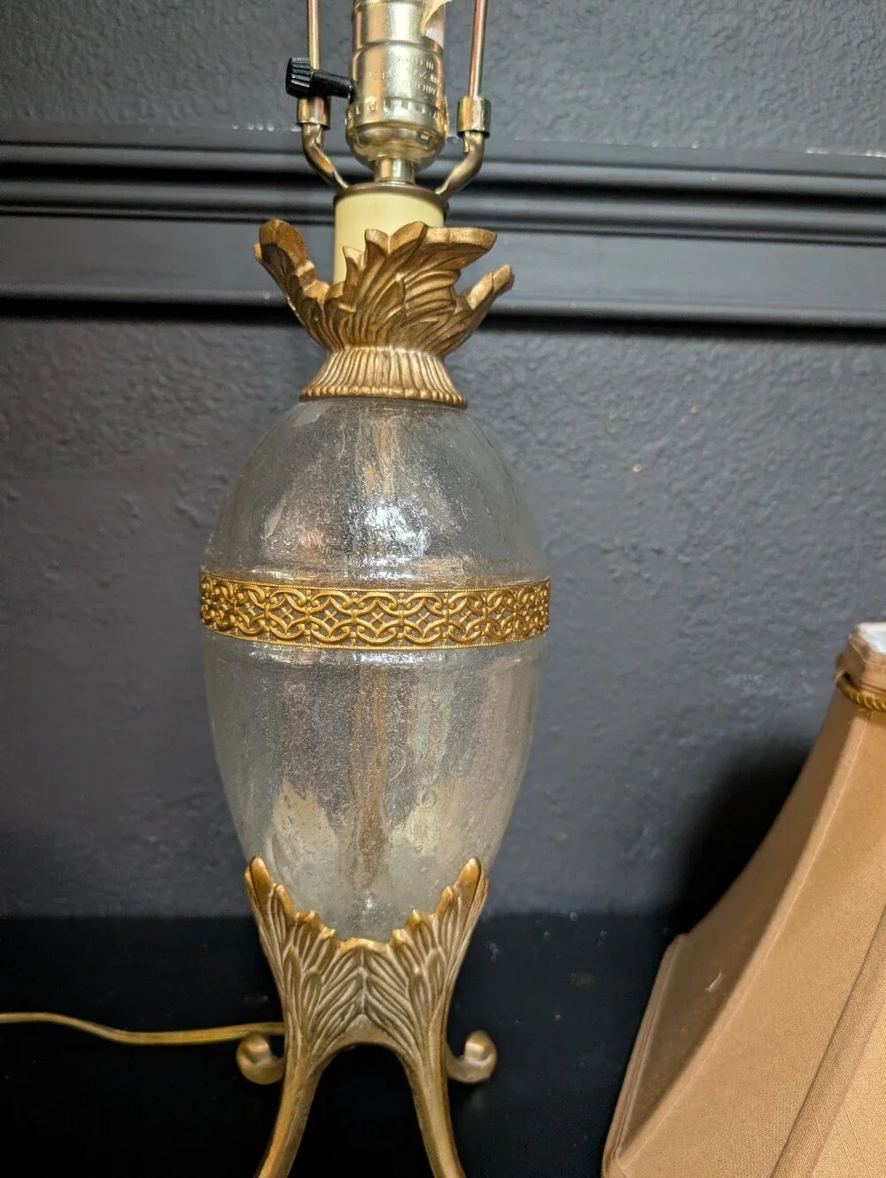 Vintage Ornate Gold Gilt Regency Mercury Glass Footed Table lamp 25